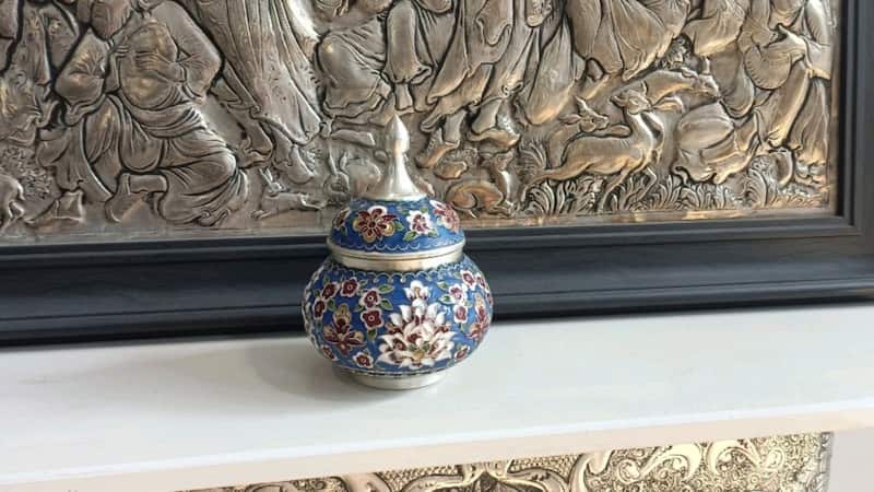 قندان مسی کوچک با قالب خوش‌تراش و پرداخت نفیس